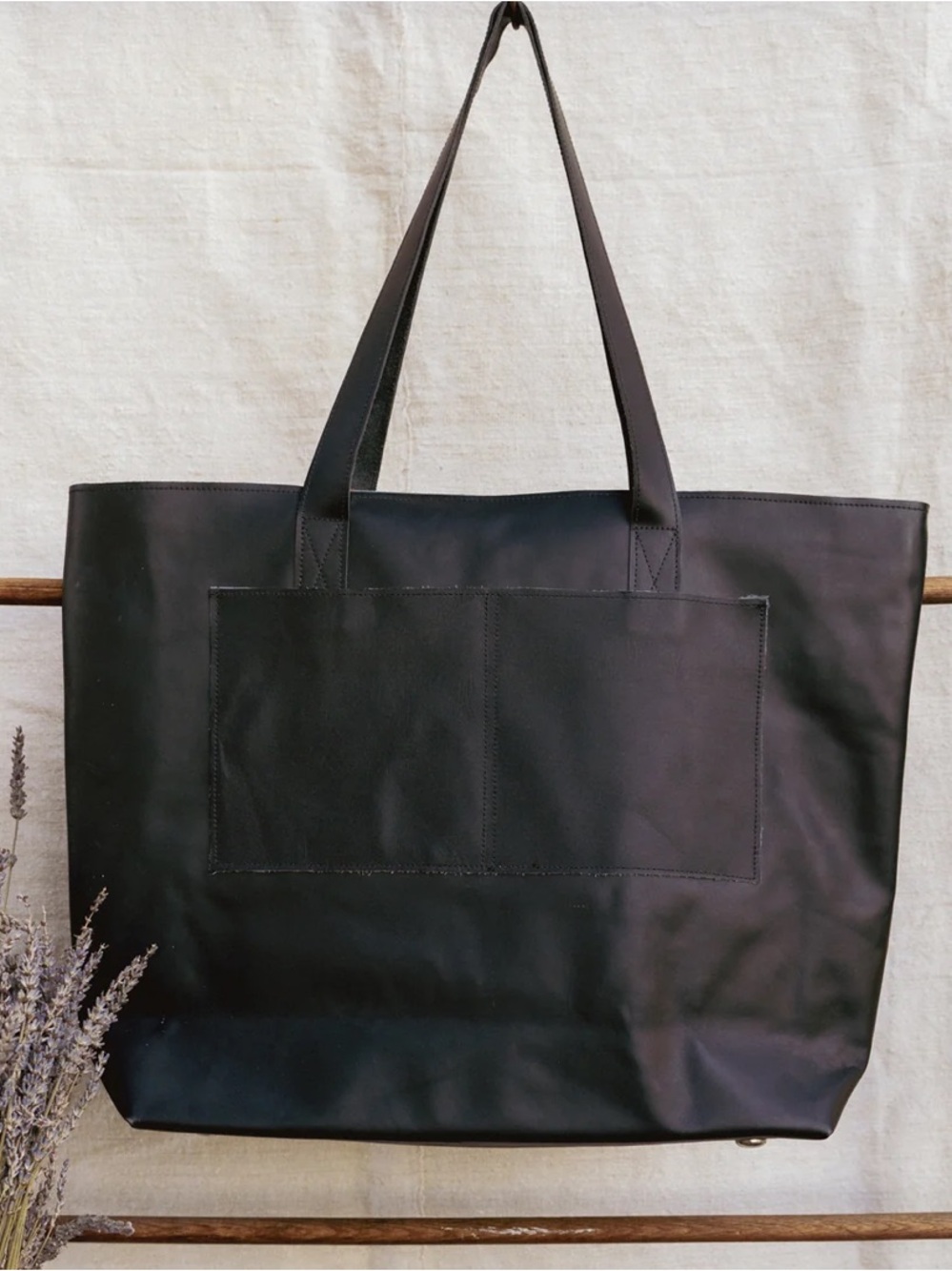 IXCHEL TRIANGLE “The Explorer” Black Tote